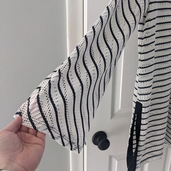 Striped pool coverup, black and white, size large - Picture 7 of 8